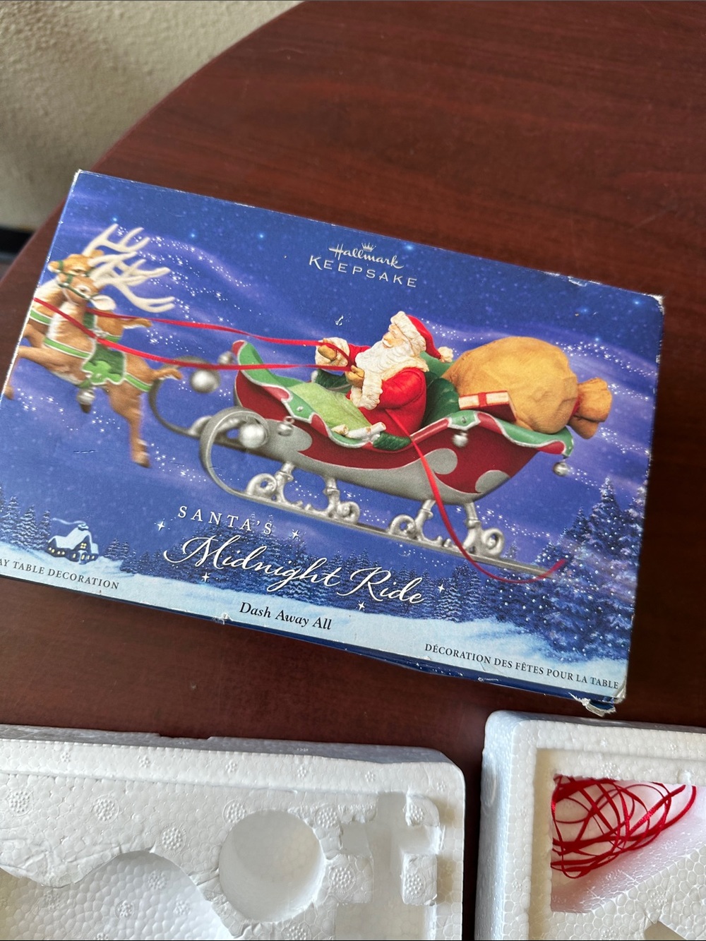 ##650, Hallmark Red and Gold Santa Sleigh Ornament - Picture 4 of 4
